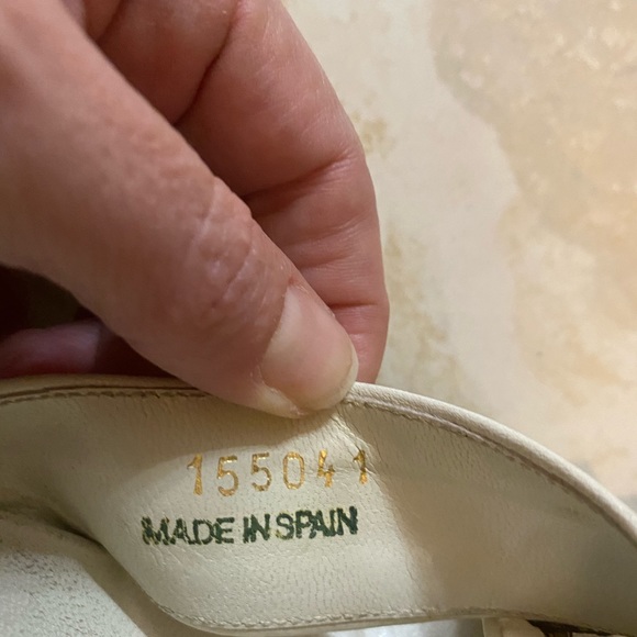 Authentic Gucci Wedges - Picture 2 of 2